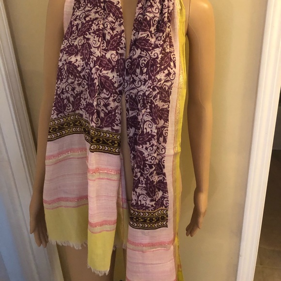 LOFT Scarf LN swirls & shiny Golds & Pink 28" x76" - Picture 8 of 8